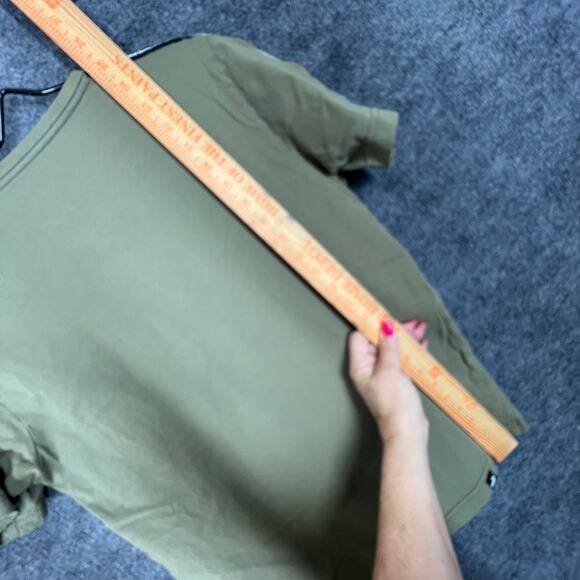 Puma Casual Tee T-Shirt Womens Size Small Green Spellout Logo Classic Streetwear - Picture 9 of 9